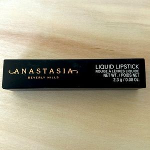 Anastasia liquid lipstick - color Crush